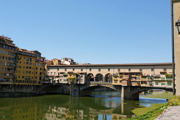 Fototapeta na wymiar The Ponte Vecchio, FLORENCE.
