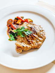 steak with roasted vegetables