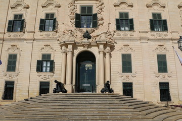 Fototapeta na wymiar Government Palace in Valletta, Malta 