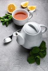 Tea with lemon and mint