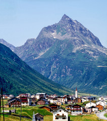 Fototapeta na wymiar Galtür in Tirol, Austria