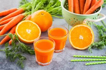 Papier Peint photo autocollant Jus carrot and orange fresh juice