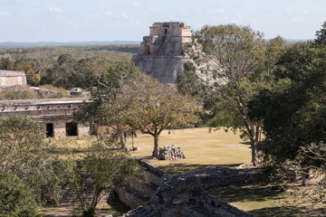 Uxmal, Pyramiden, Maya, Mayakultur, Mayastätte, Ruine, Tempel, Dschungel, Wald, Yucatan, Mexiko