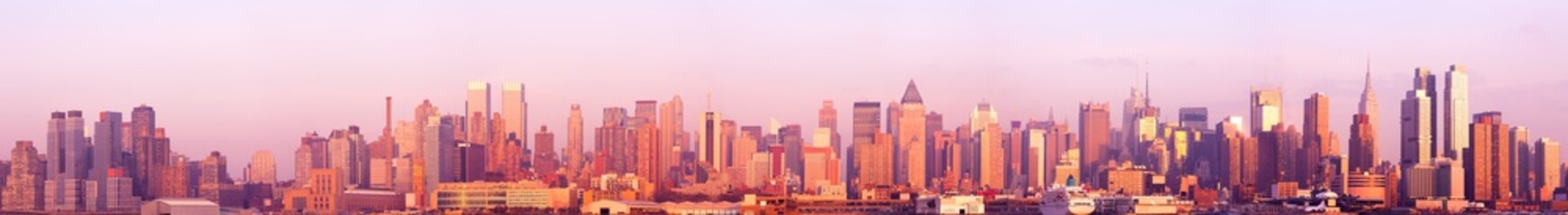 Fototapeta na wymiar Super high Resolution stitched panorama of midtown and uptown Manhattan, New York City, NY, USA