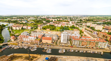 Gdańsk - Miasto widzine z powietrza. Krajobraz Gdańska z rzeką Nową Motawą, przystanią i...