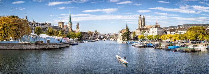 Zürich Panorama Stadtansicht mit Fluss Limmat, Schweiz