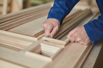 wood carpenter workman