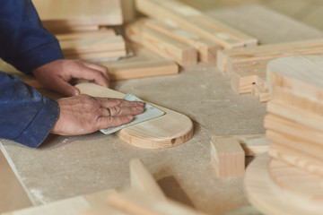 wood carpenter workman