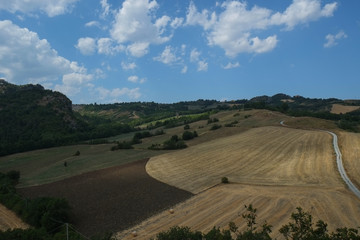 Fototapeta na wymiar Italian view near Torriana medieval fortress, Italy