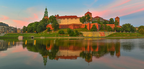Obraz premium Wawel in summer in the evening.