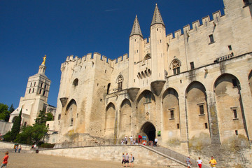 Fototapeta na wymiar palais des papes also known the pope palace in avignion in provence, france