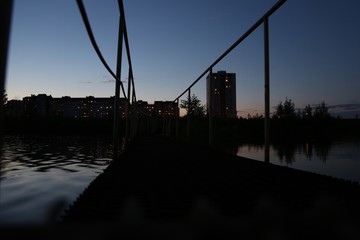 the bridge on the lake