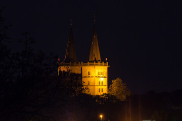 Der Xantener Dom bei Nacht