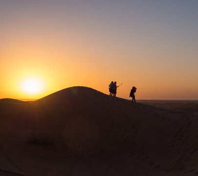 Dubai Desert Selfie Sunset UAE