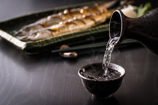 日本酒と秋刀魚