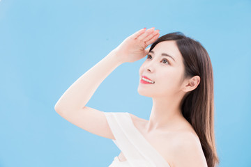 Fototapeta premium beauty woman look somewhere