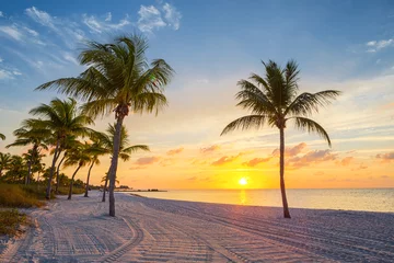 Papier Peint photo Ikea Lever du soleil sur la plage de Smathers - Key West, Floride