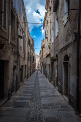 Fototapeta na wymiar Alley in the city of Sassari