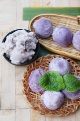 Festival moon cake - Chinese cake and tea