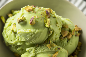 Homemade Green Pistachio Ice Cream