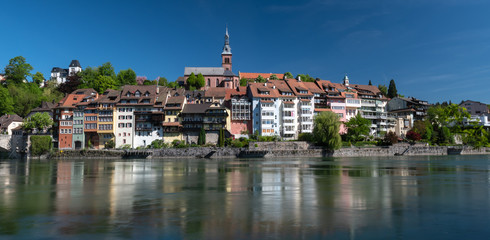 Panorama Stadt am Fluss