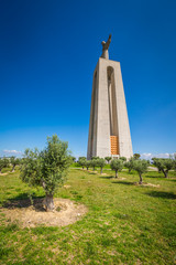 Obraz premium The Christ the King statue in Lisbon, Portugal
