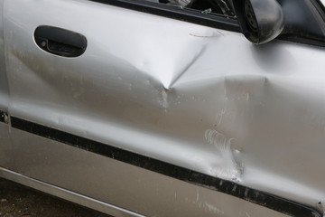 Car after an Accident, Blechschaden an einem Auto, Unfallauto