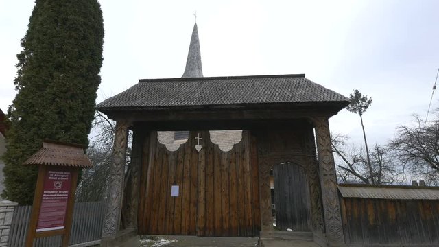 The Wooden Church's gate in Oncesti 