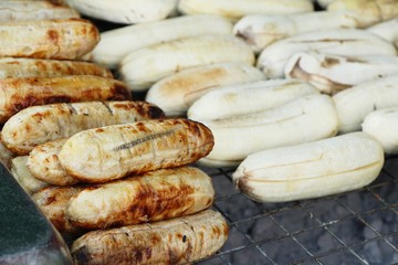 Grilled banana is delicious in the market