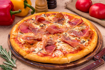 Pizza with Parma ham