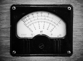 Monochrome photo of vintage voltmeter