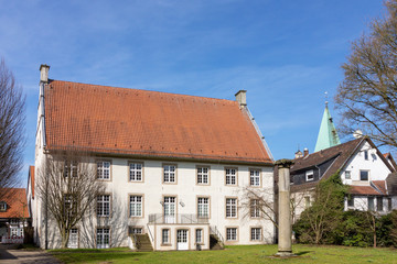 Fototapeta na wymiar Die Alte Abtei (heutige Volkshochschule) in Lemgo, Nordrhein-Westfalen