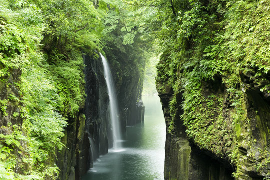 宮崎県、高千穂峡の真名井の滝