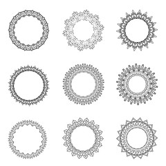 Set of round frame