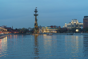 Fototapeta na wymiar Saint Peter monument in the spring Moscow