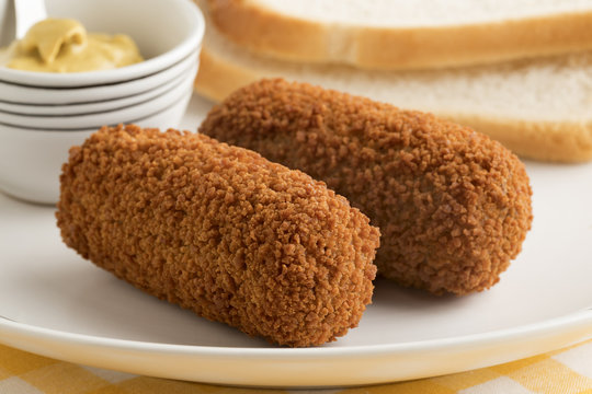  Deep fried Dutch kroketten for lunch