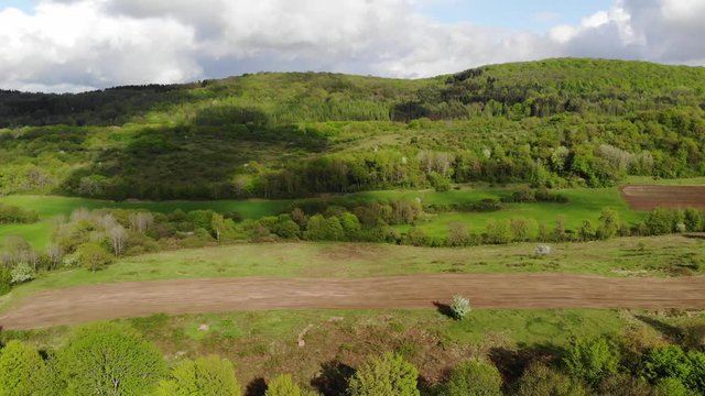 paysage des for&ecirc;ts, des collines et de la campagne du Jura en France