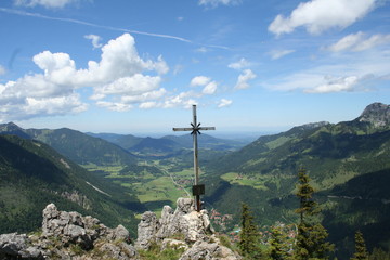 Gipfelkreuz im Zillertal