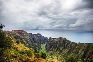 Fototapeta premium Hike in Na Pali