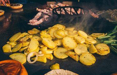 fried potatoes from fireplate grill