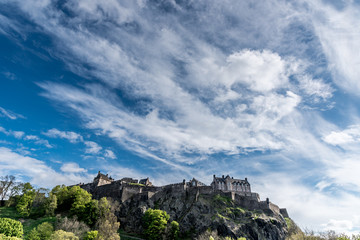 Fototapeta na wymiar Dramatic Clouds above Edinburgh Castle (Edinburgh Scotland)