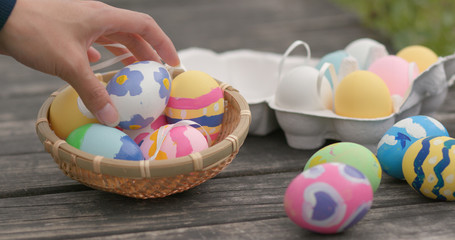 Fototapeta na wymiar Colorful Easter holiday egg