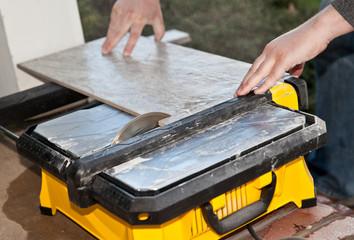 Floor Tiles Cutting