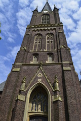 Fototapeta na wymiar Pfarrkirche St. Peter und Paul in Aldekerk am Niederrhein (Deutschland)