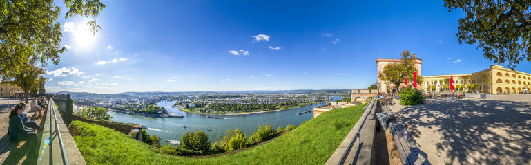 Koblenz, Blick von der Festung Ehrenbreitstein über Rhein, Mosel und die Stadt Koblenz 