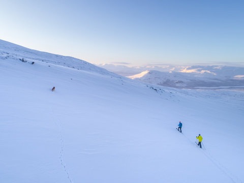 skiing in the arctic mountains 