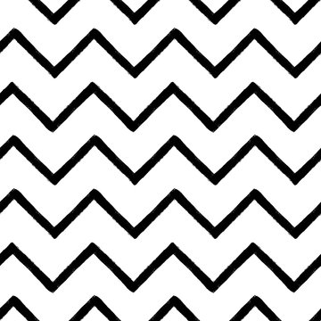 Hand Drawn Textured Zig Zag Seamless Pattern. Vector Ilustration.