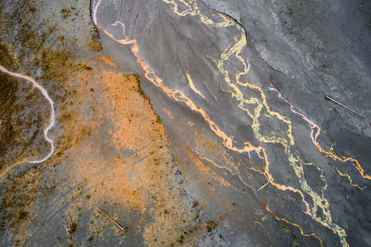 Vanadium mine tailings