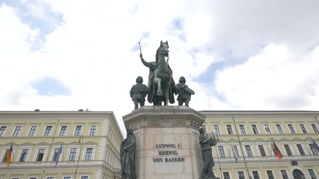 Ludwig I Koenig von Bayern statue