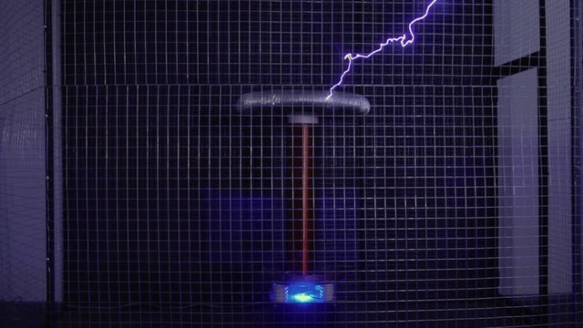 Tesla coil dancing to the beat of music